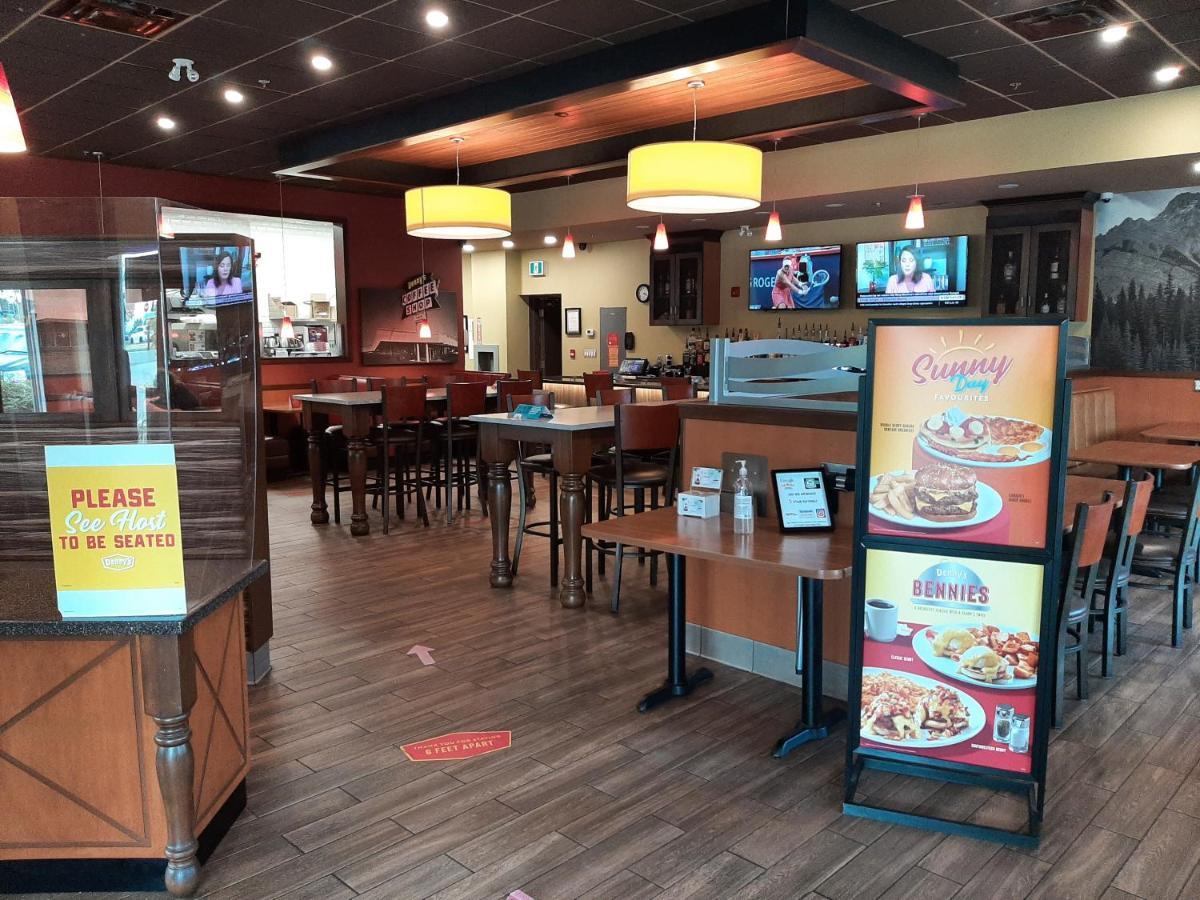Best Western Plus Chateau Fort St. John Екстер'єр фото