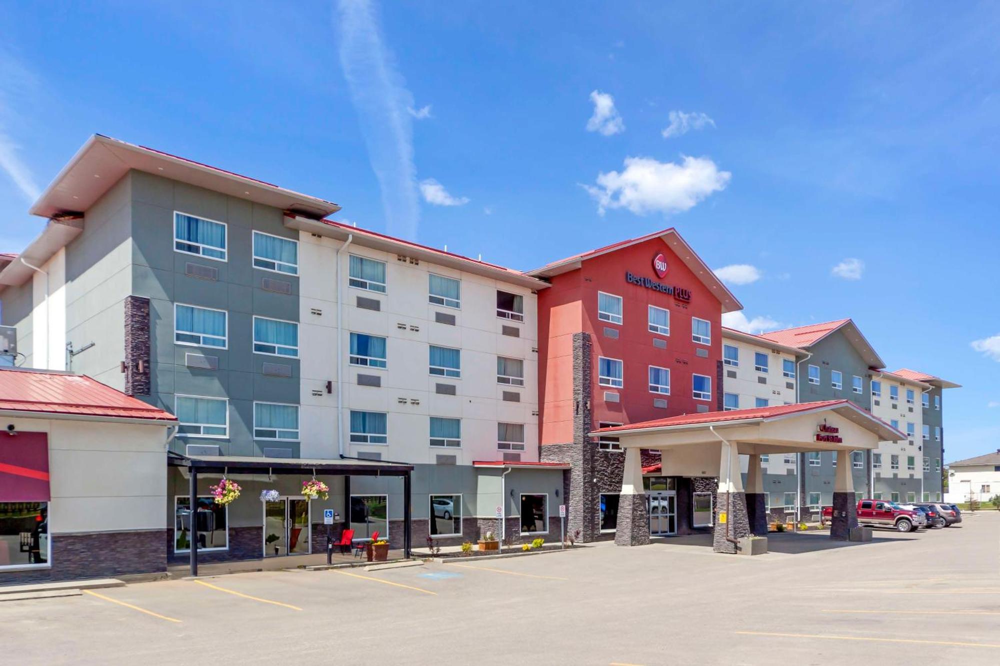 Best Western Plus Chateau Fort St. John Екстер'єр фото